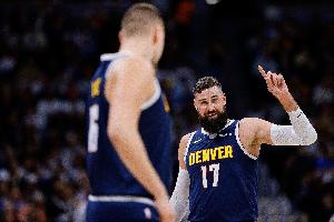 完爆！掘金上半场疯狂抢下14个前场篮板 热火仅1个